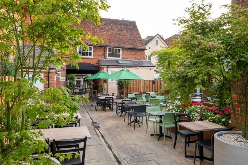 The Swan Hotel Leighton Buzzard Exterior photo