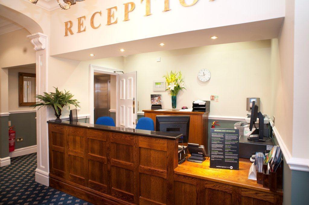 The Swan Hotel Leighton Buzzard Exterior photo